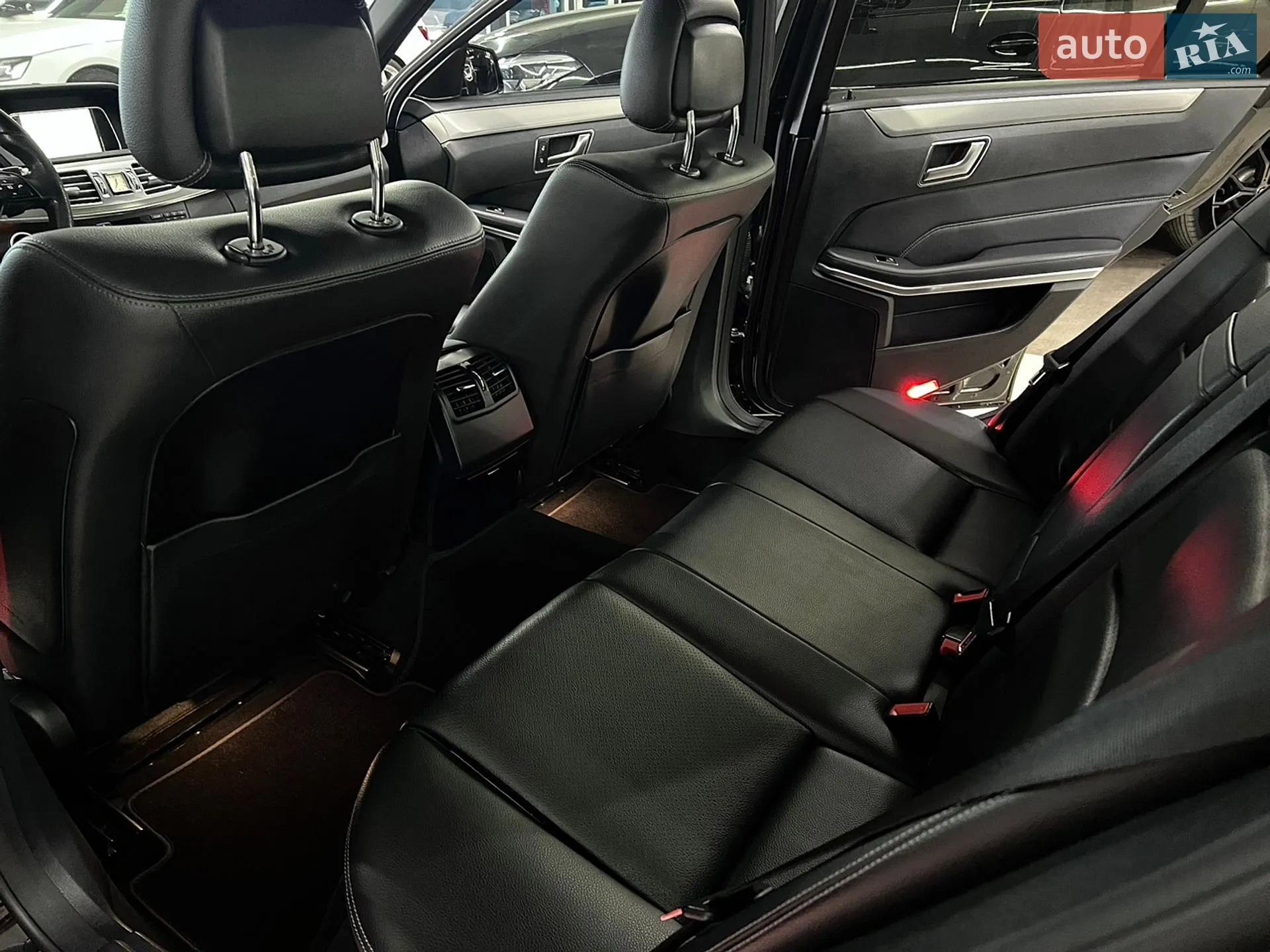 2014 Mercedes-Benz E-klasse - мініатюра 15