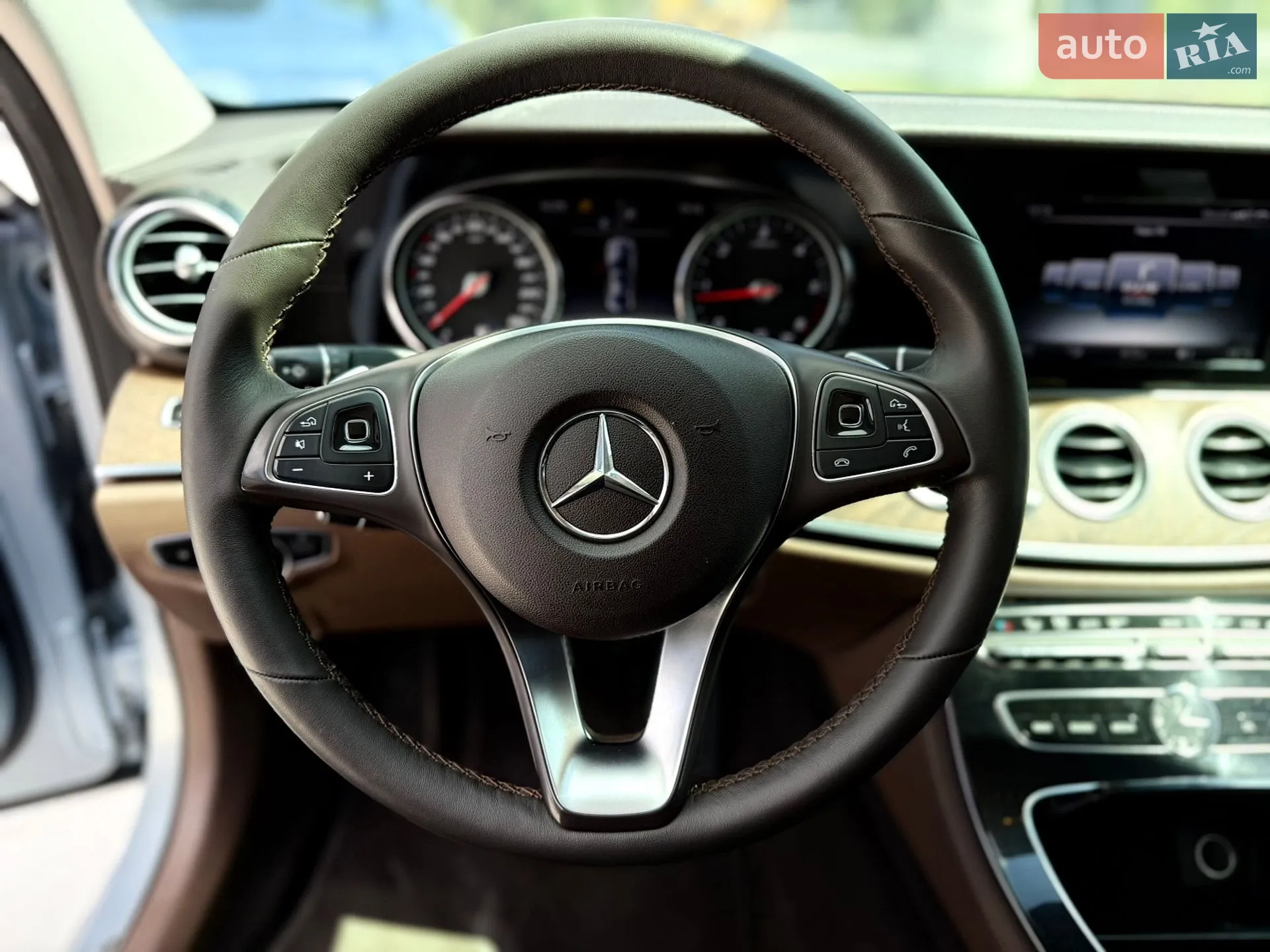 2016 Mercedes-Benz E-klasse - мініатюра 12