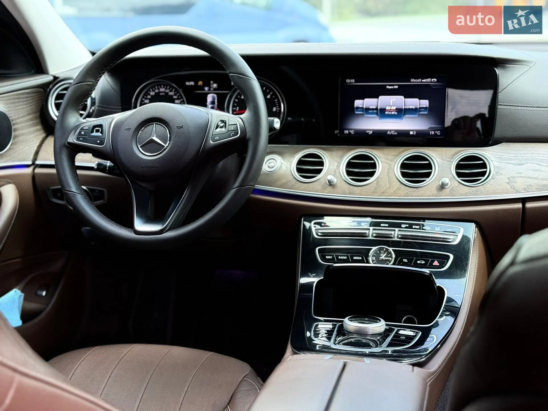2016 Mercedes-Benz E-klasse - мініатюра 15