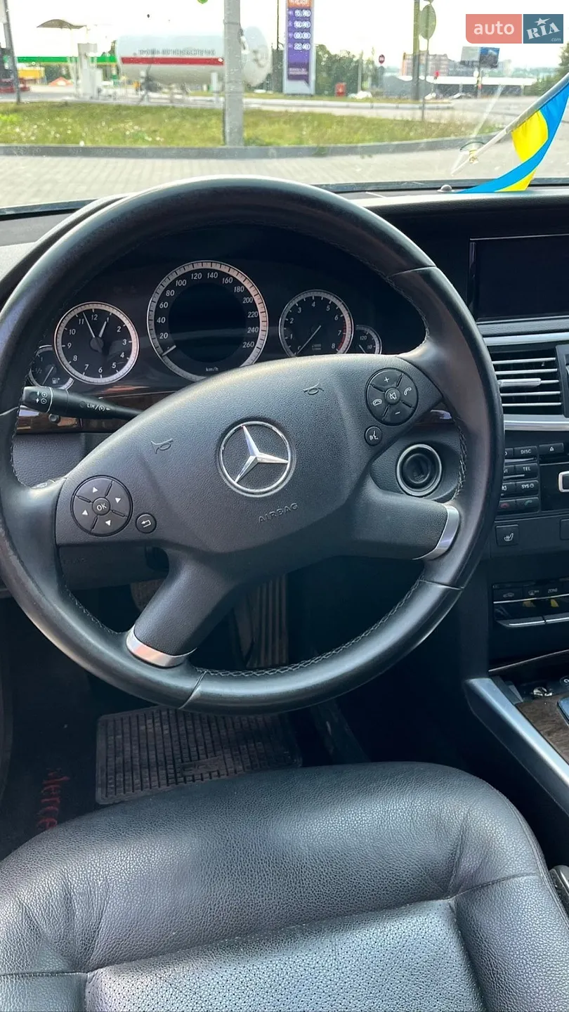 2012 Mercedes-Benz E-klasse - мініатюра 18