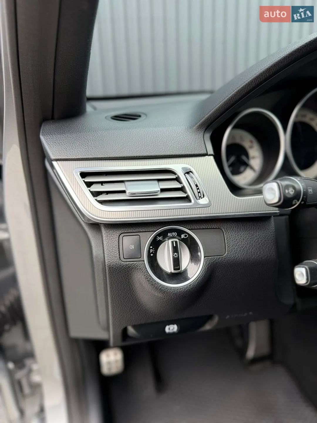 2014 Mercedes-Benz E-klasse - мініатюра 37