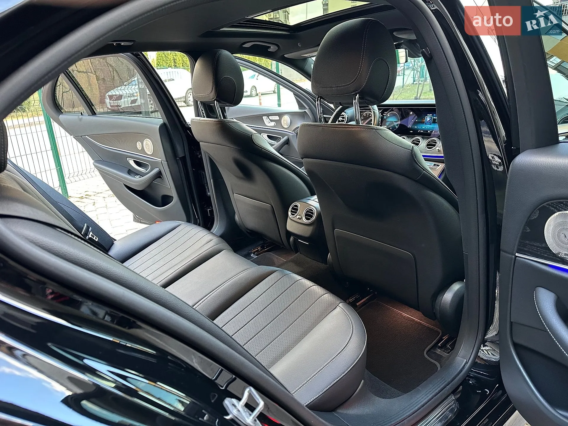 2022 Mercedes-Benz E-klasse - мініатюра 35