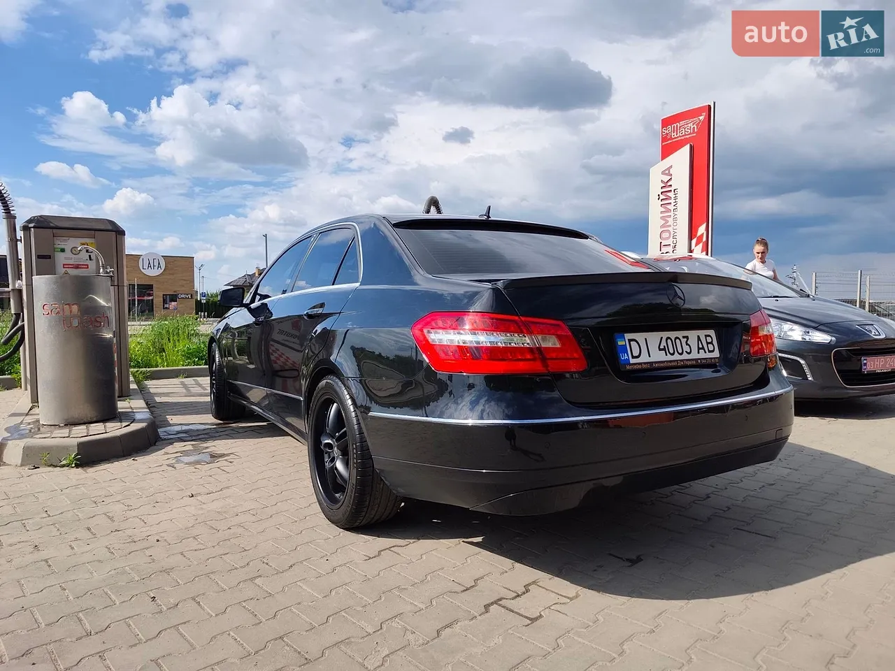 2010 Mercedes-Benz E-klasse - мініатюра 25