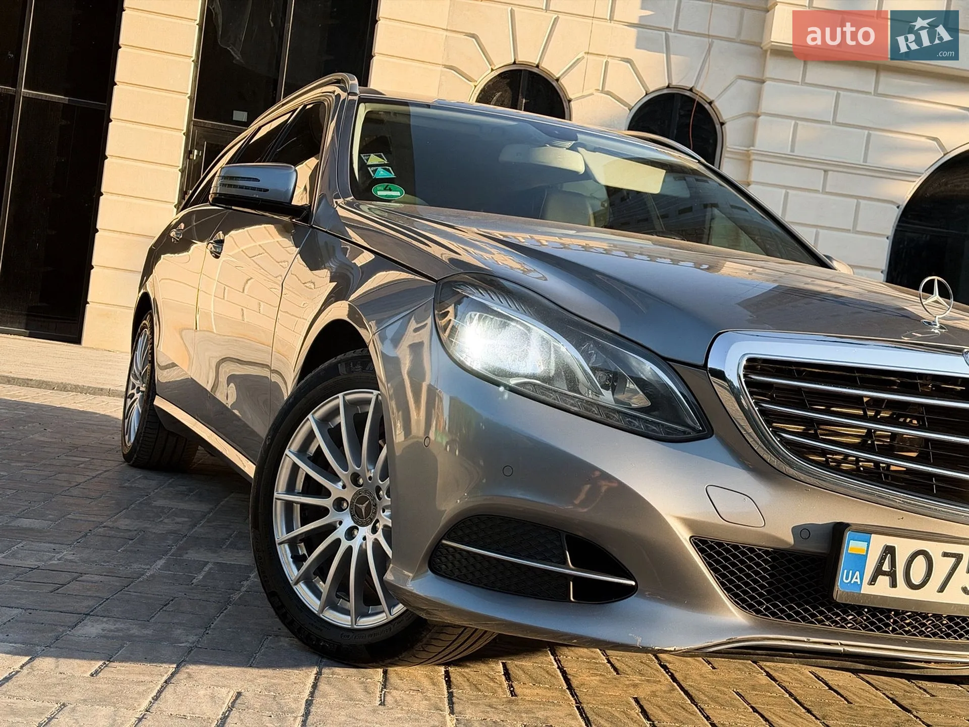 2013 Mercedes-Benz E-klasse - мініатюра 36