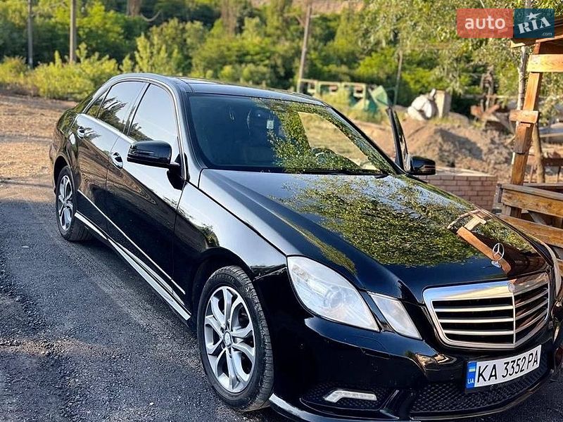Mercedes-Benz E-Class 2009 Mercedes-Benz E-Class 2009