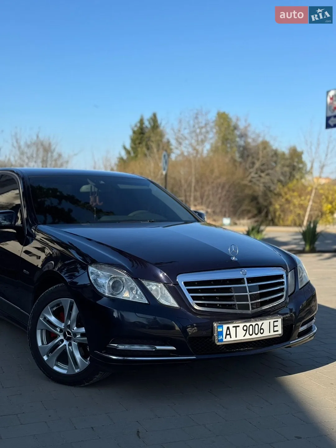 2011 Mercedes-Benz E-klasse - мініатюра 3