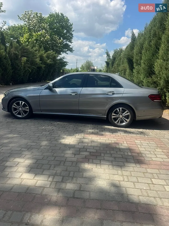 2013 Mercedes-Benz E-klasse - мініатюра 30