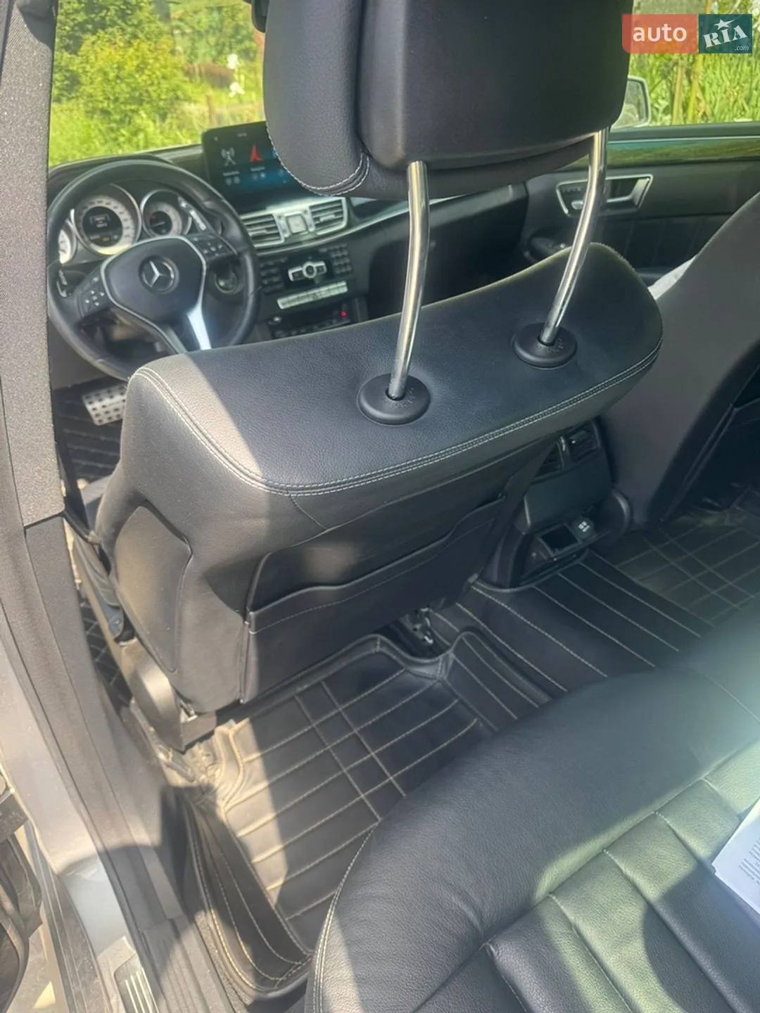2013 Mercedes-Benz E-klasse - мініатюра 31