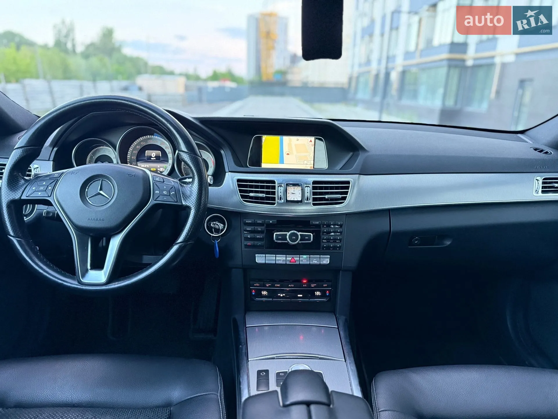 2013 Mercedes-Benz E-klasse - мініатюра 37