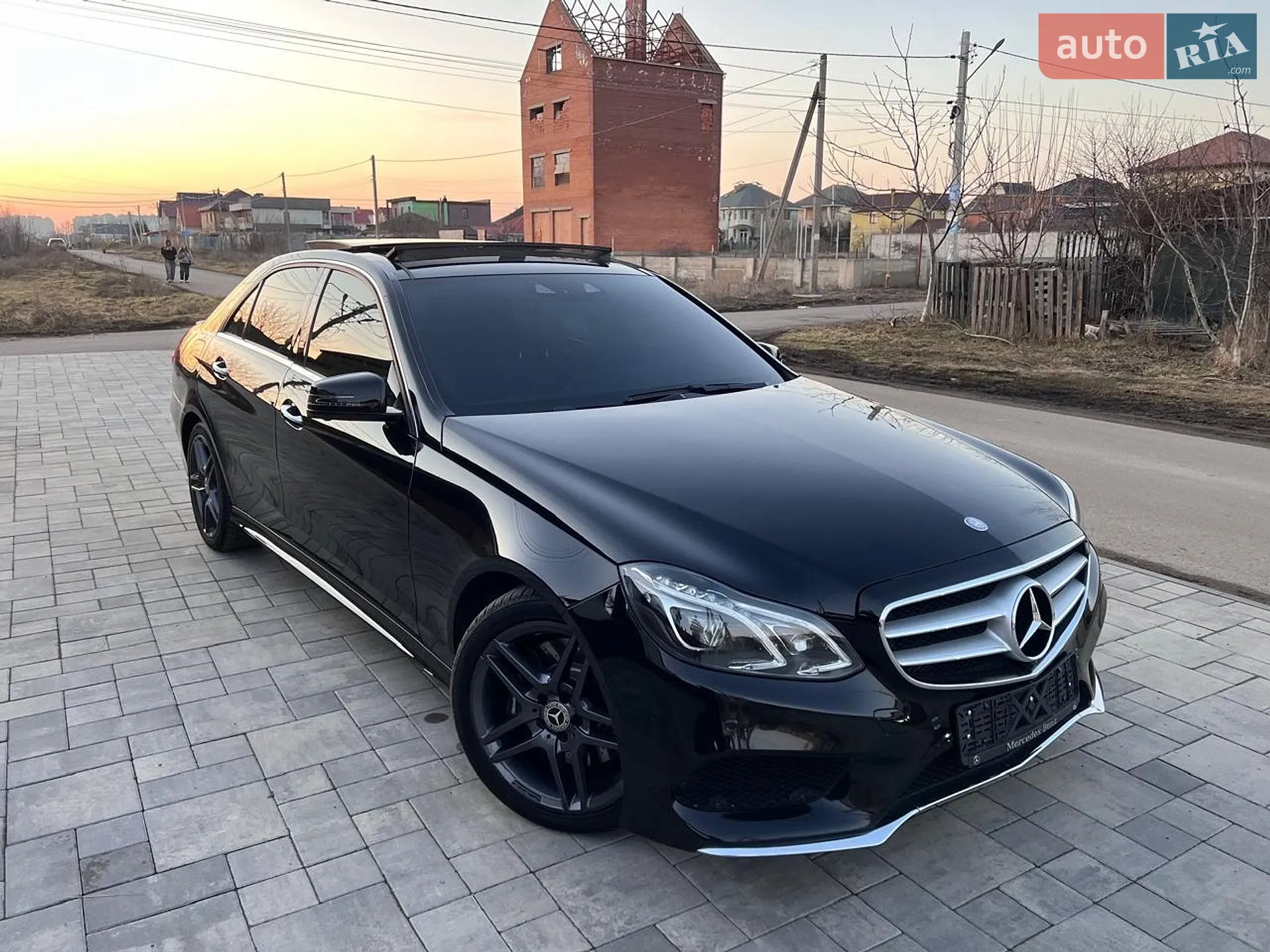 2014 Mercedes-Benz E-klasse - мініатюра 2