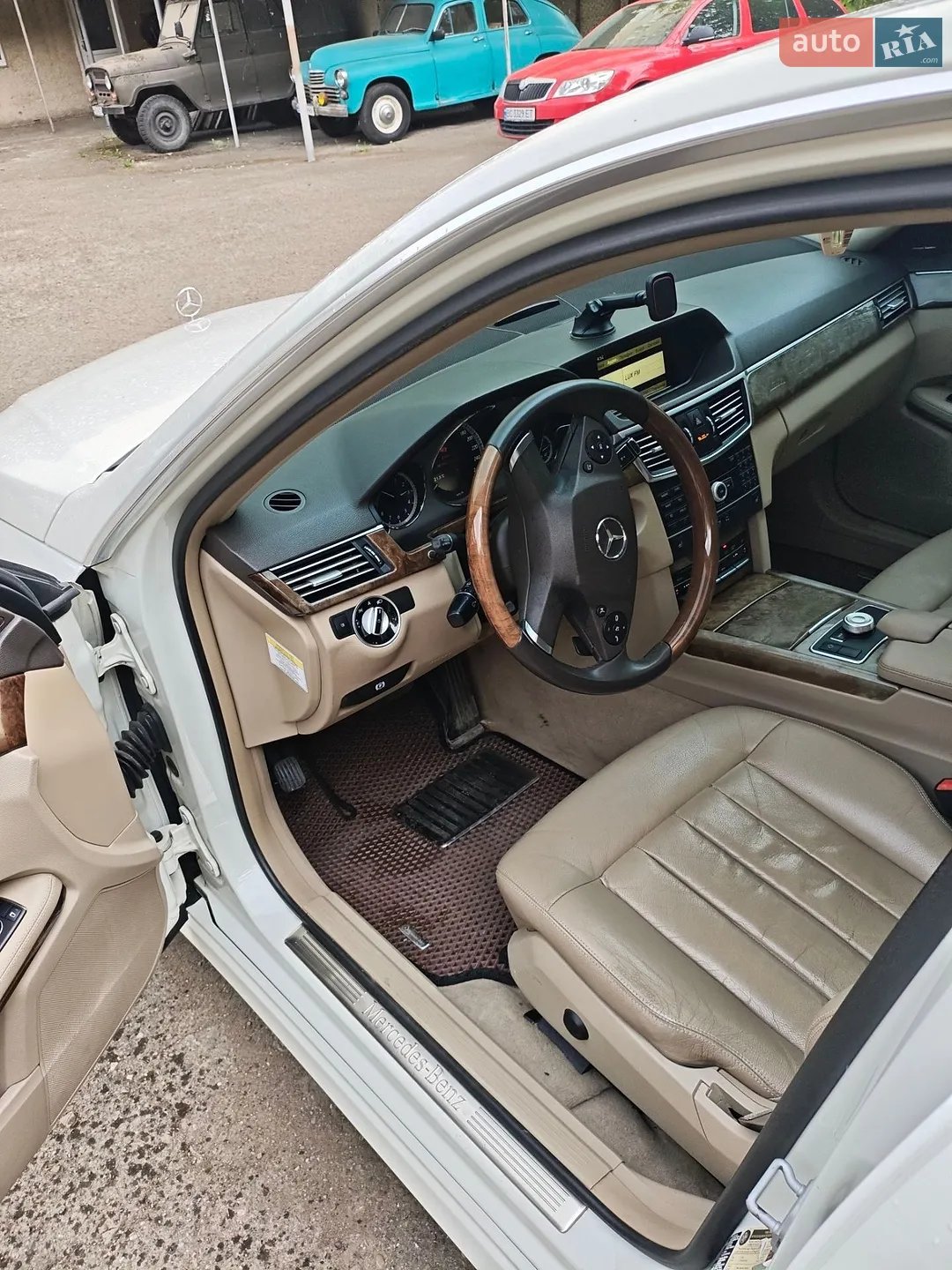 2011 Mercedes-Benz E-klasse - мініатюра 10