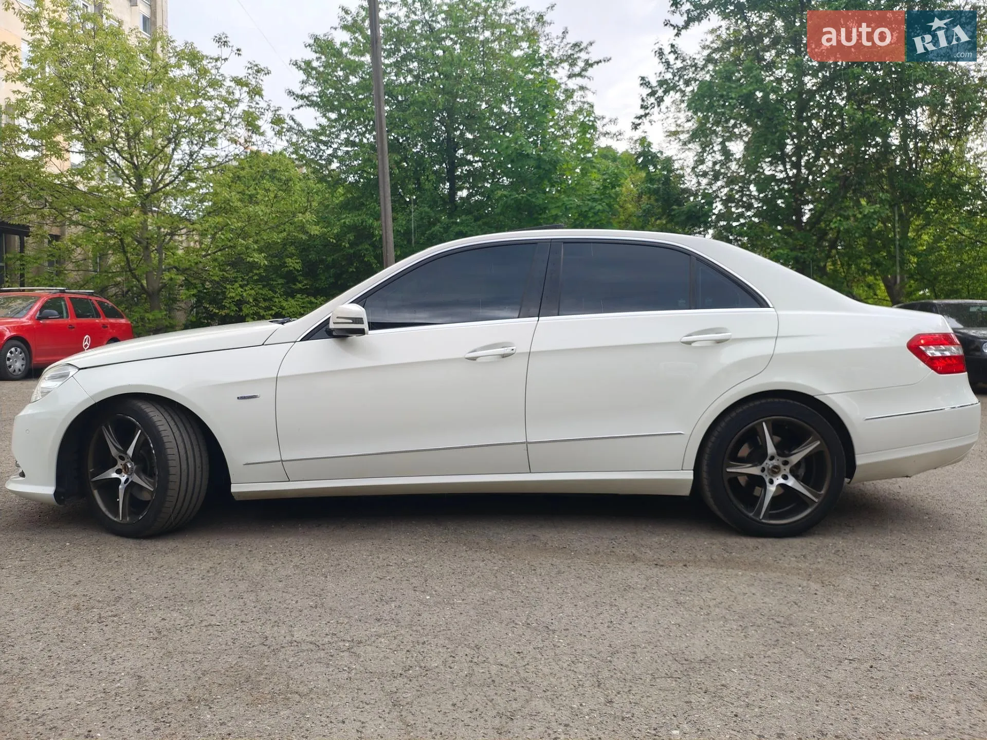 2011 Mercedes-Benz E-klasse - мініатюра 5