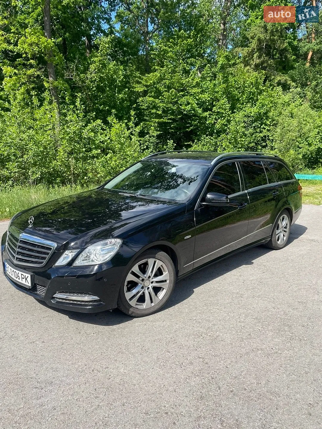 2010 Mercedes-Benz E-klasse - фото 1