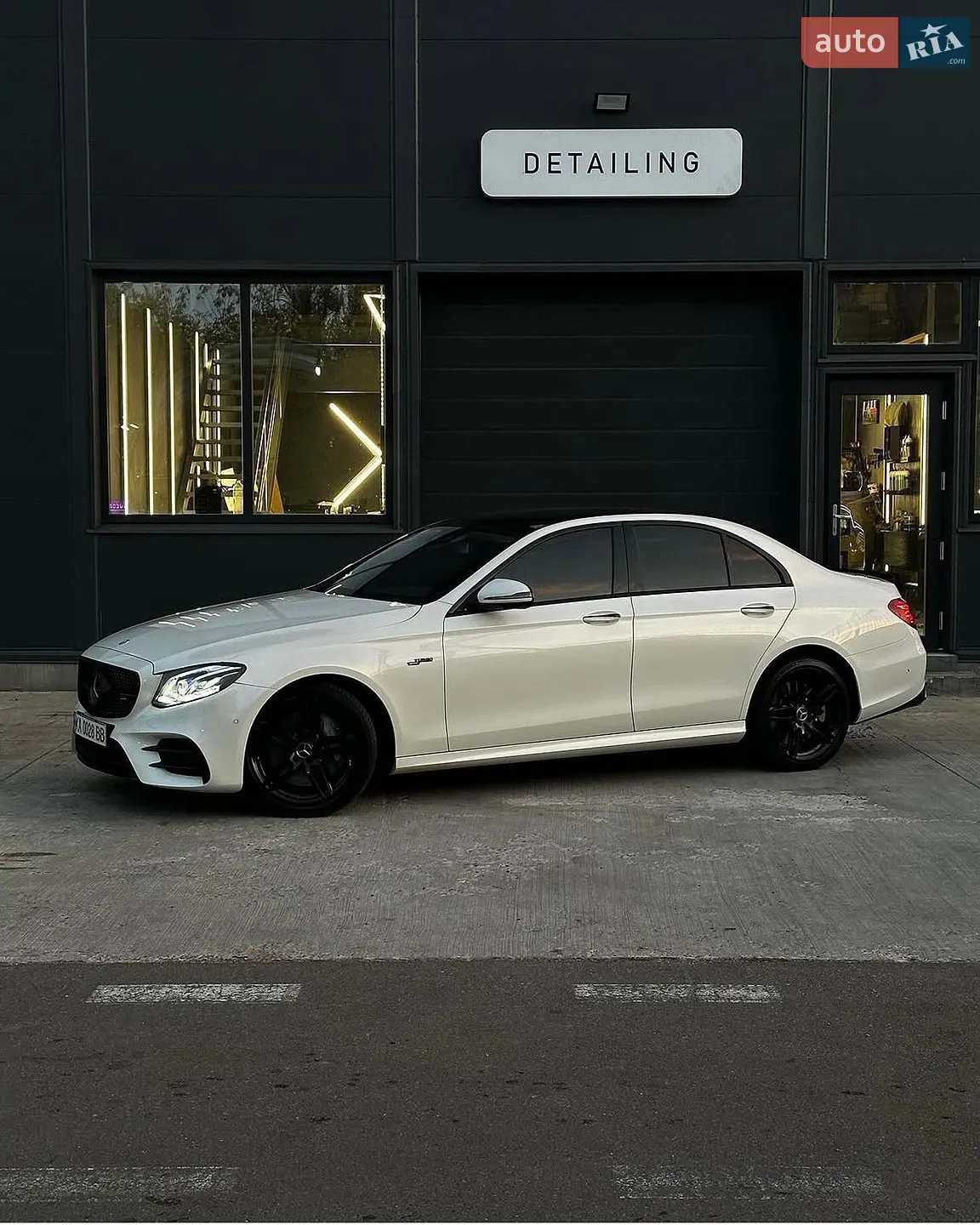 2016 Mercedes-Benz E-klasse - фото 1