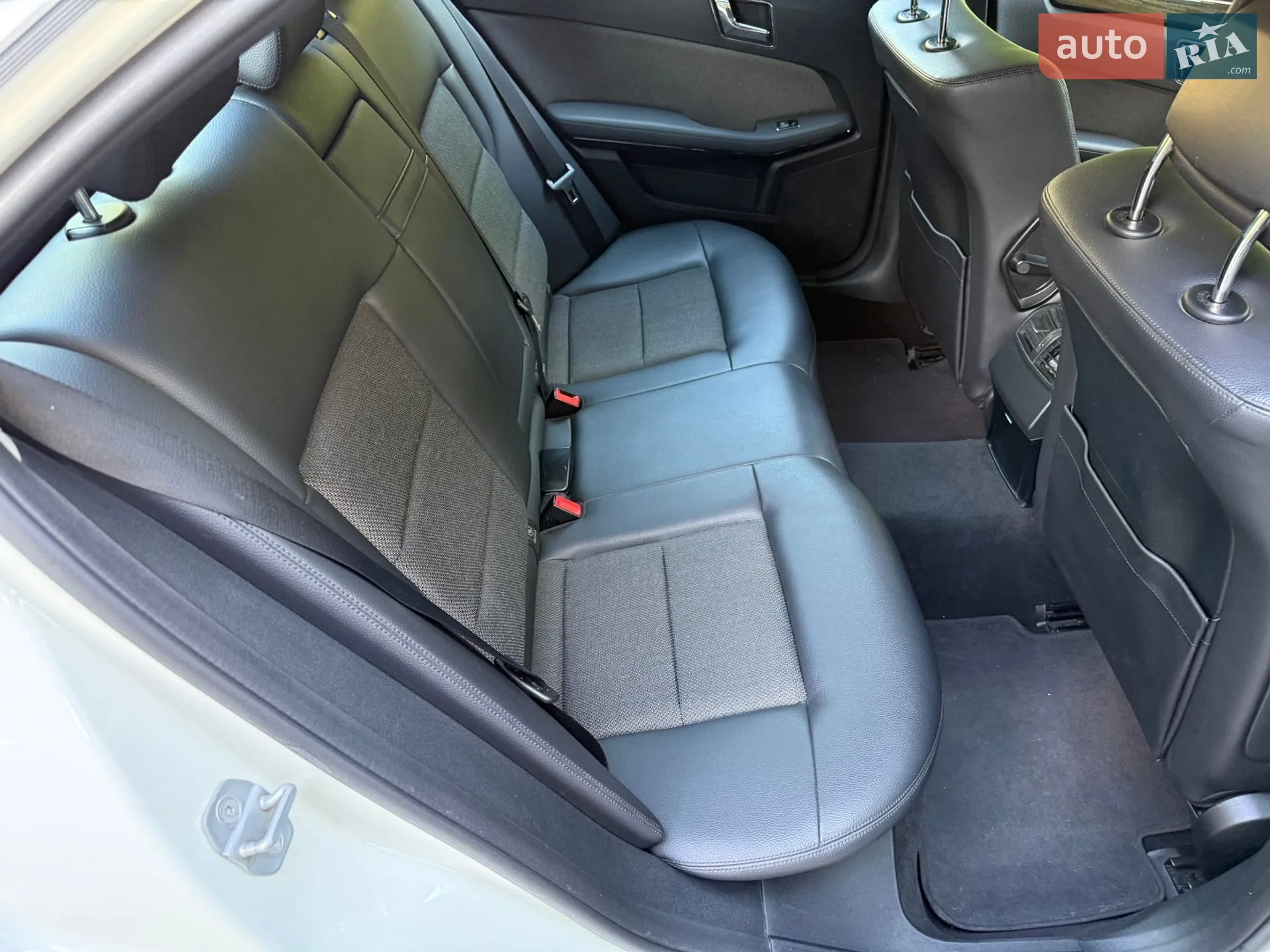 2011 Mercedes-Benz E-klasse - мініатюра 62