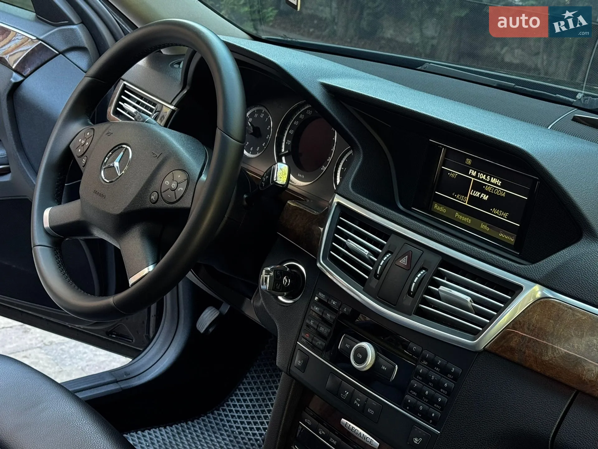 2011 Mercedes-Benz E-klasse - мініатюра 21