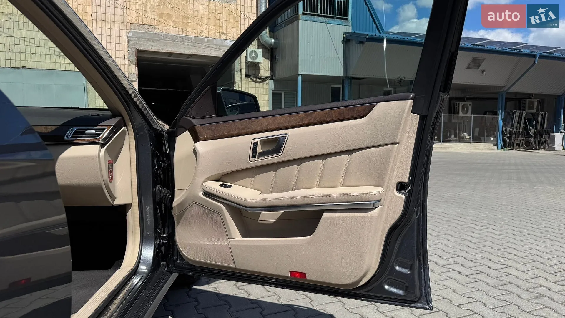 2013 Mercedes-Benz E-klasse - мініатюра 27