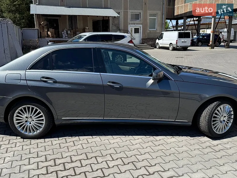 Mercedes-Benz E-Class 2013 VIN WDD2120021A928049 фото оголошення 36 з 79