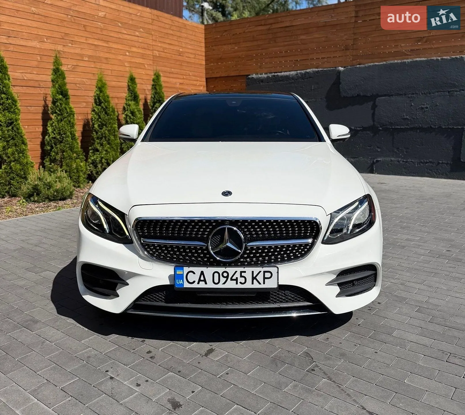 2019 Mercedes-Benz E-klasse - фото 1