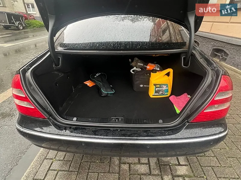 Mercedes-Benz E-Class 2005 VIN WDB2110421A749534 фото оголошення 11 з 54