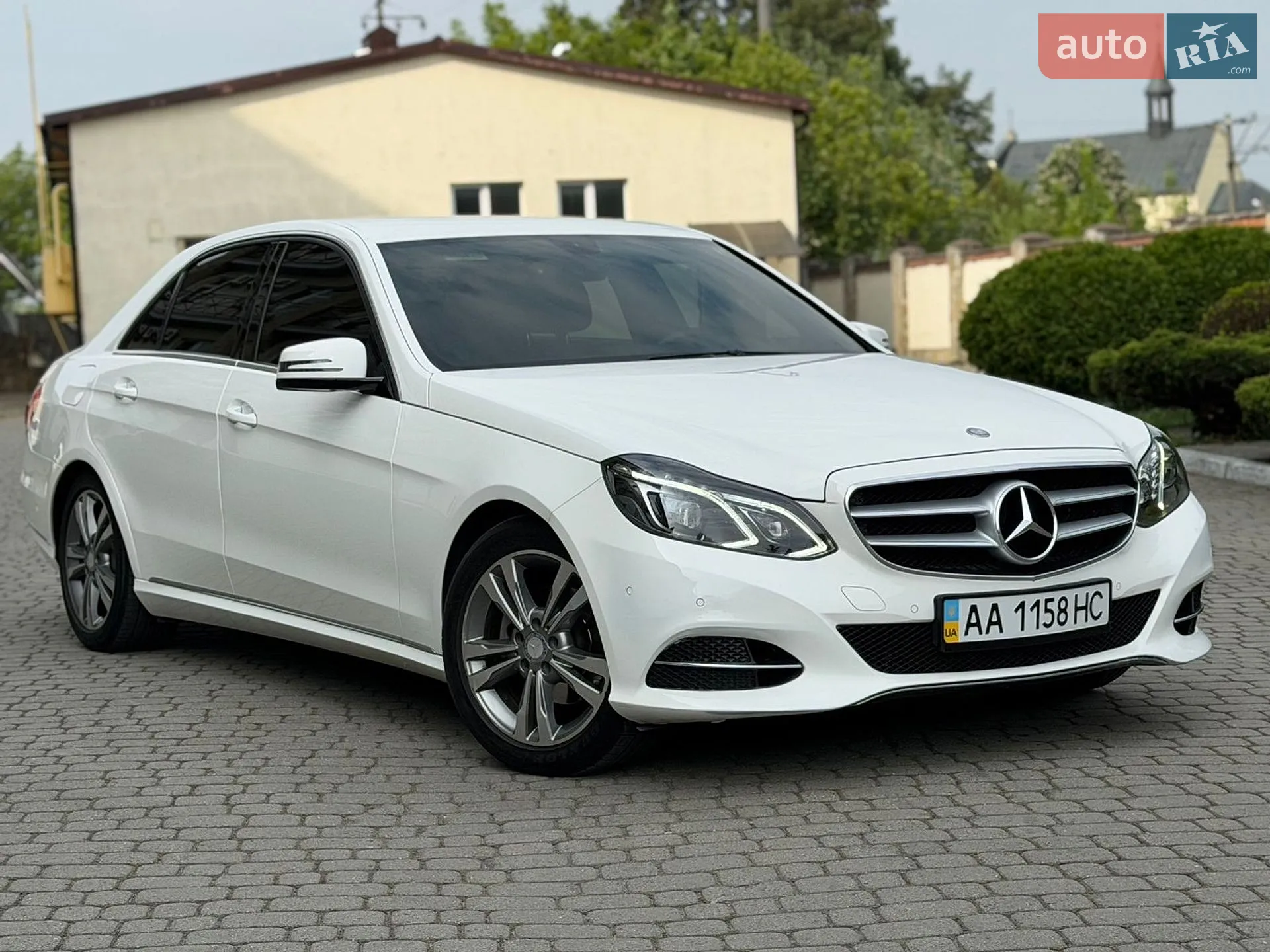 2013 Mercedes-Benz E-klasse - мініатюра 9