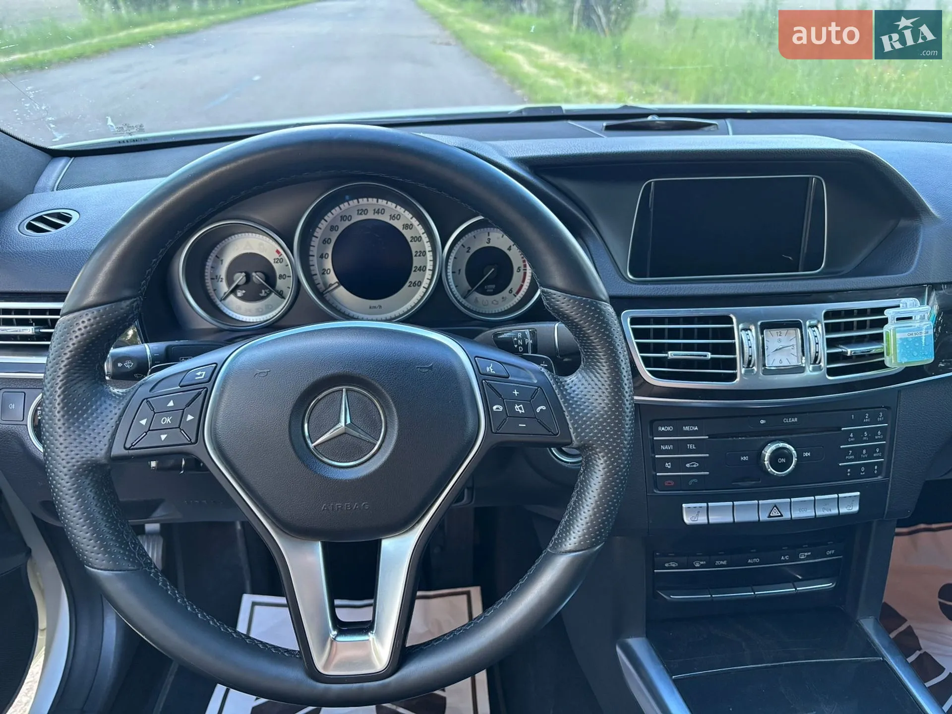 2015 Mercedes-Benz E-klasse - мініатюра 34