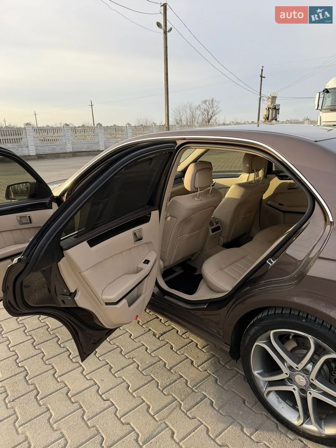 2014 Mercedes-Benz E-klasse - мініатюра 16