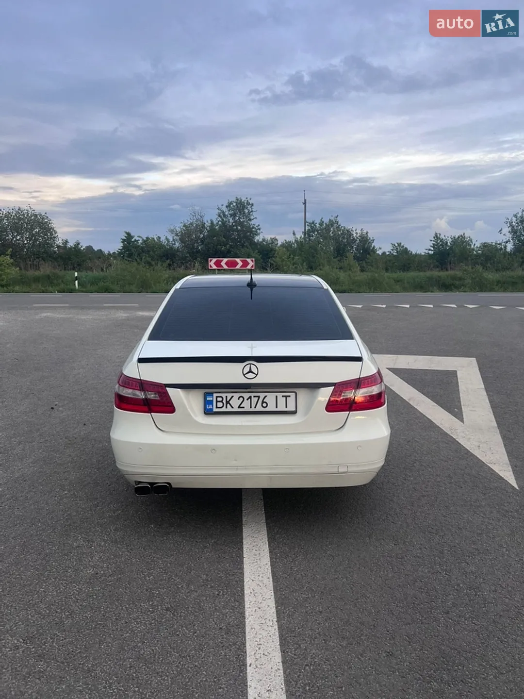 2011 Mercedes-Benz E-klasse - мініатюра 3