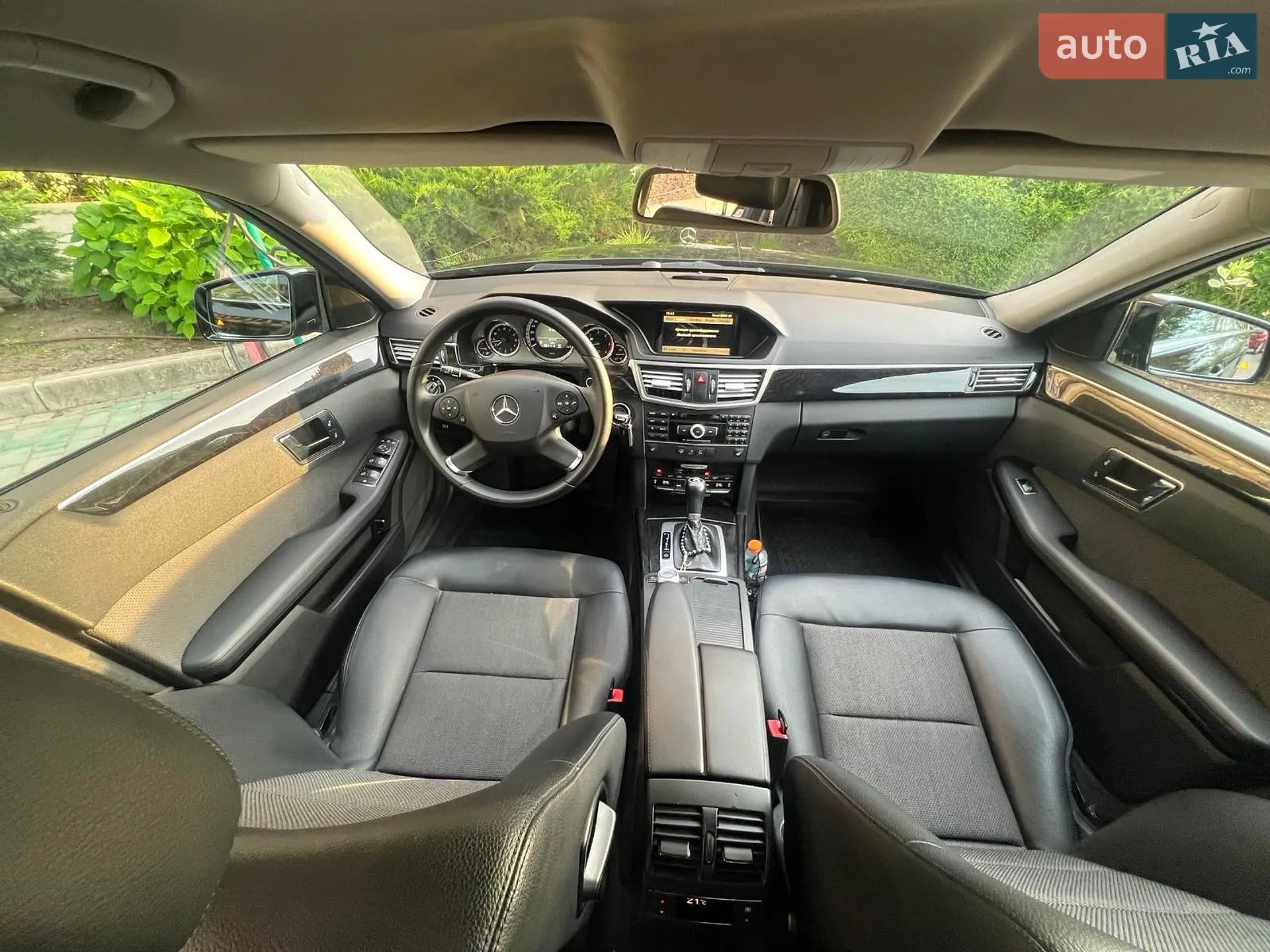 2010 Mercedes-Benz E-klasse - мініатюра 17
