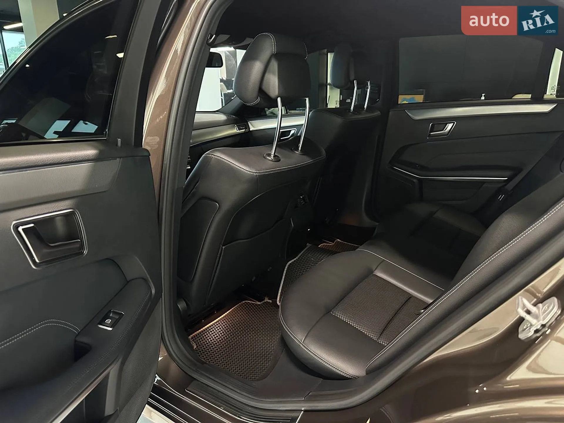 2015 Mercedes-Benz E-klasse - мініатюра 23