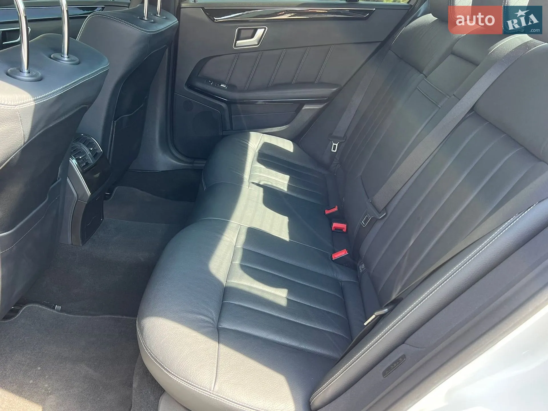 2016 Mercedes-Benz E-klasse - мініатюра 29