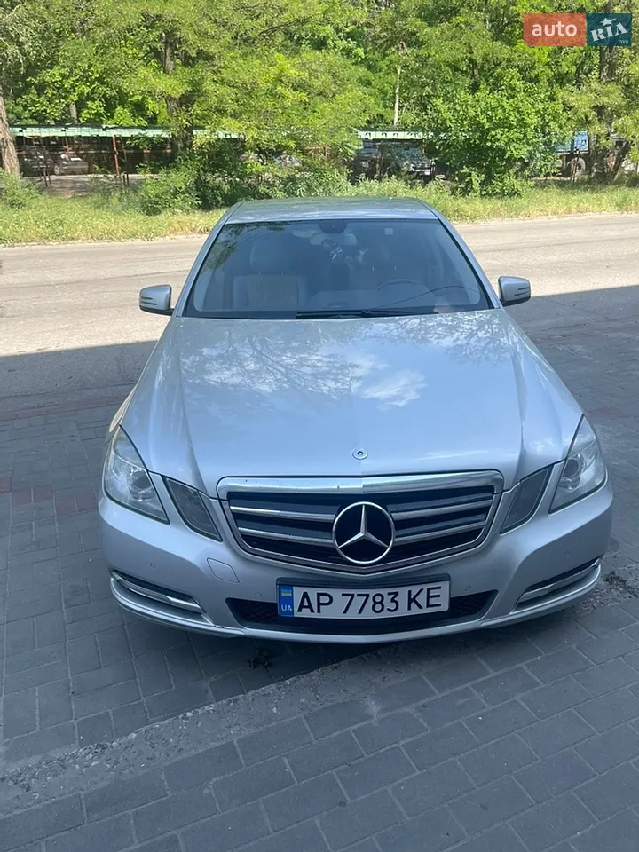2010 Mercedes-Benz E-klasse - мініатюра 46