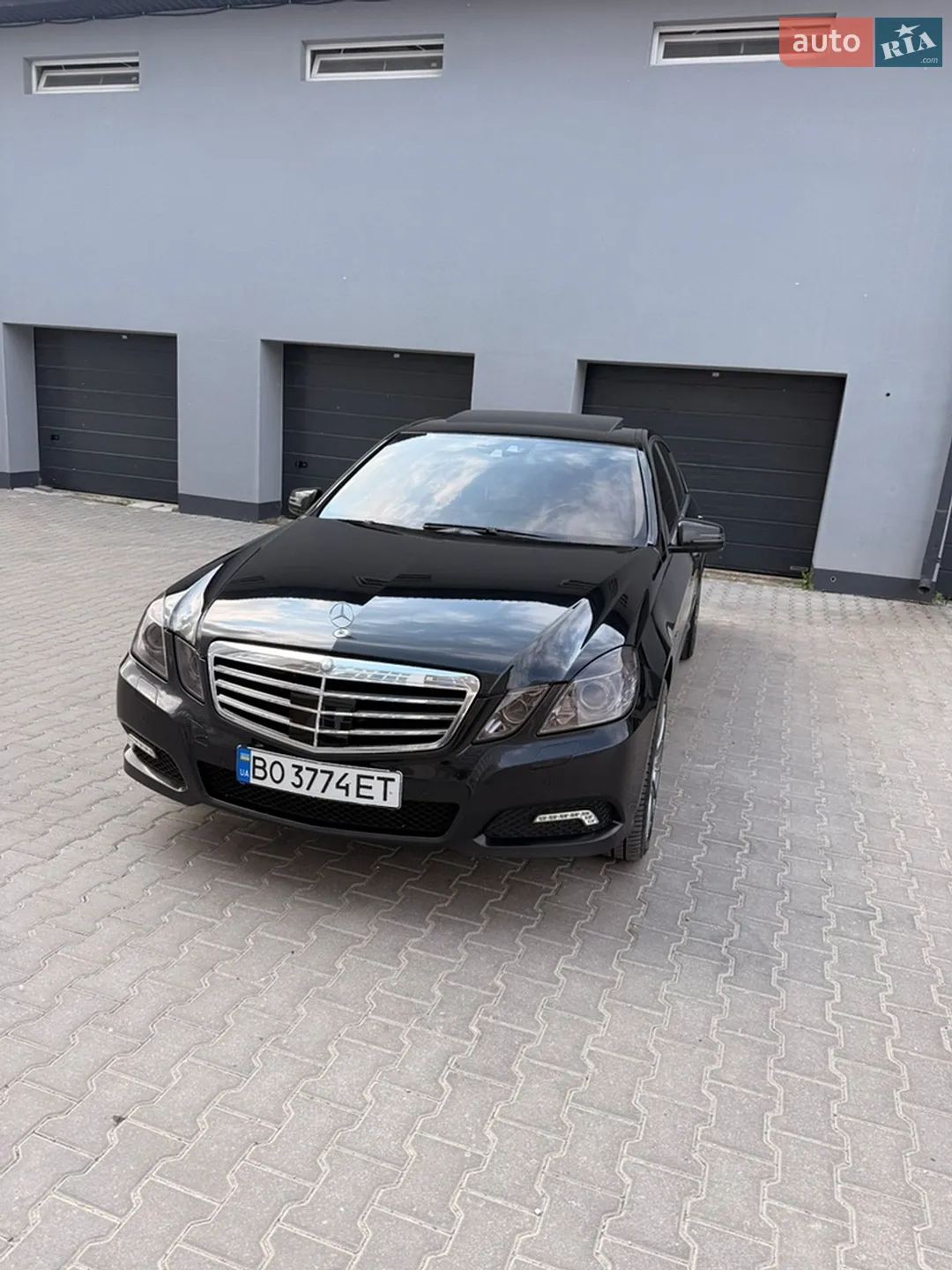 2010 Mercedes-Benz E-klasse - фото 1