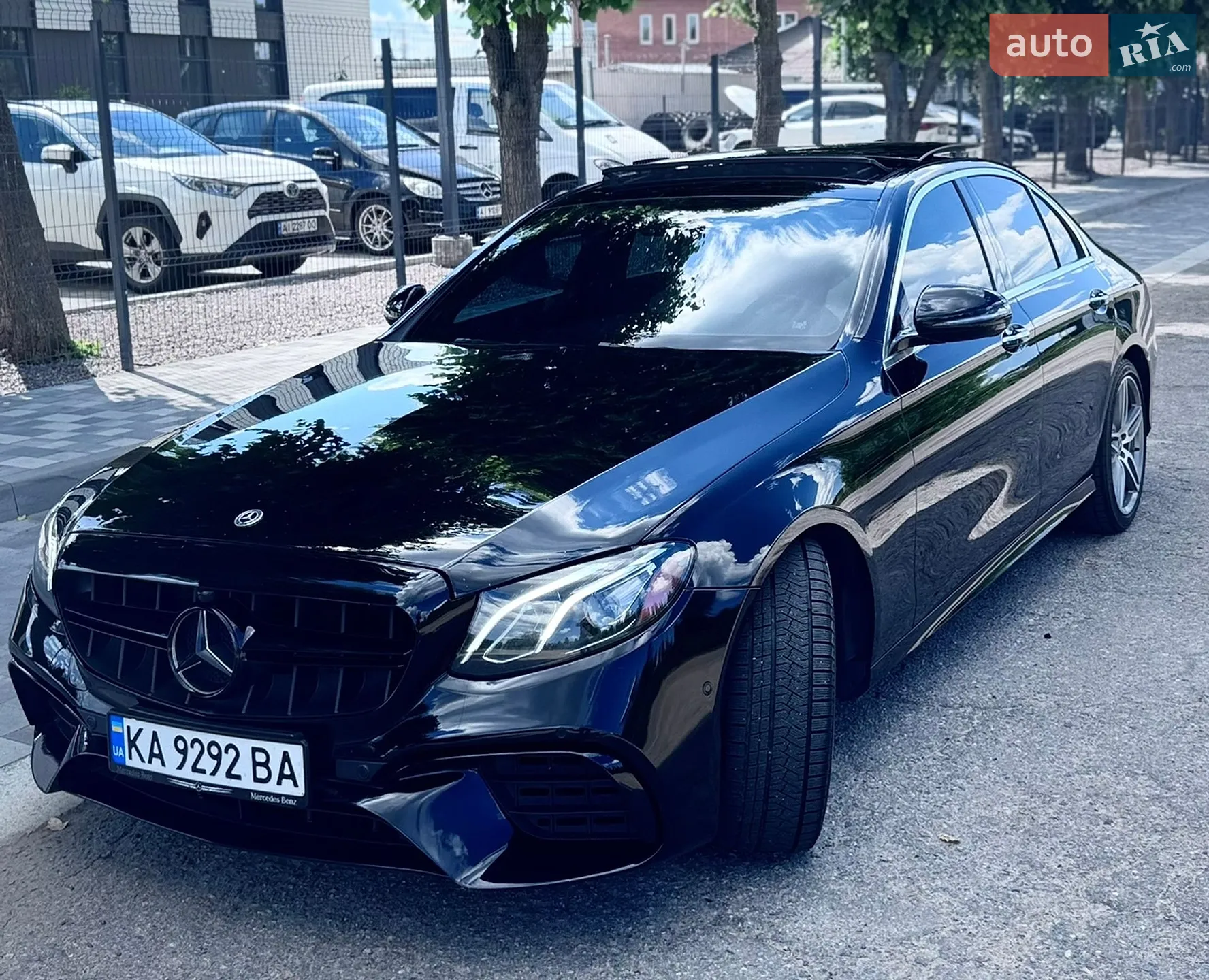 2018 Mercedes-Benz E-klasse - фото 1
