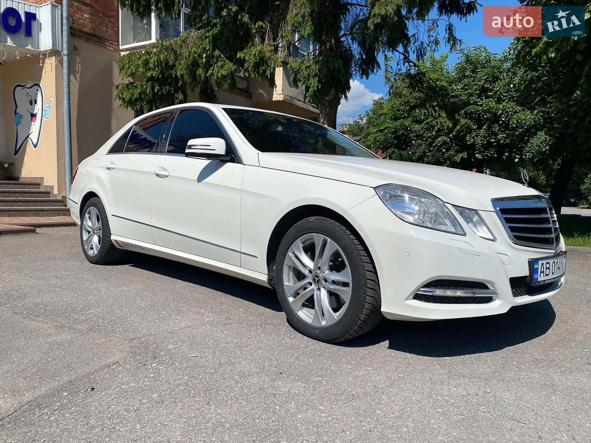 2012 Mercedes-Benz E-klasse - мініатюра 10