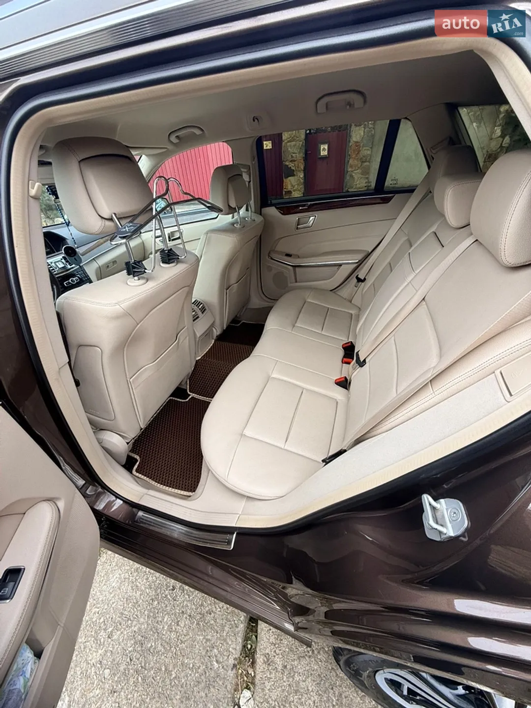 2013 Mercedes-Benz E-klasse - мініатюра 18