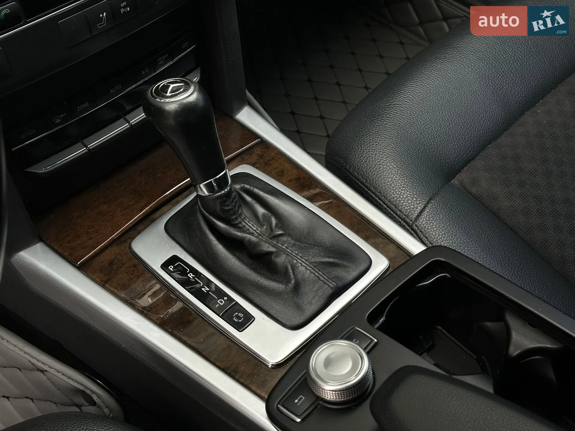 2010 Mercedes-Benz E-klasse - мініатюра 13