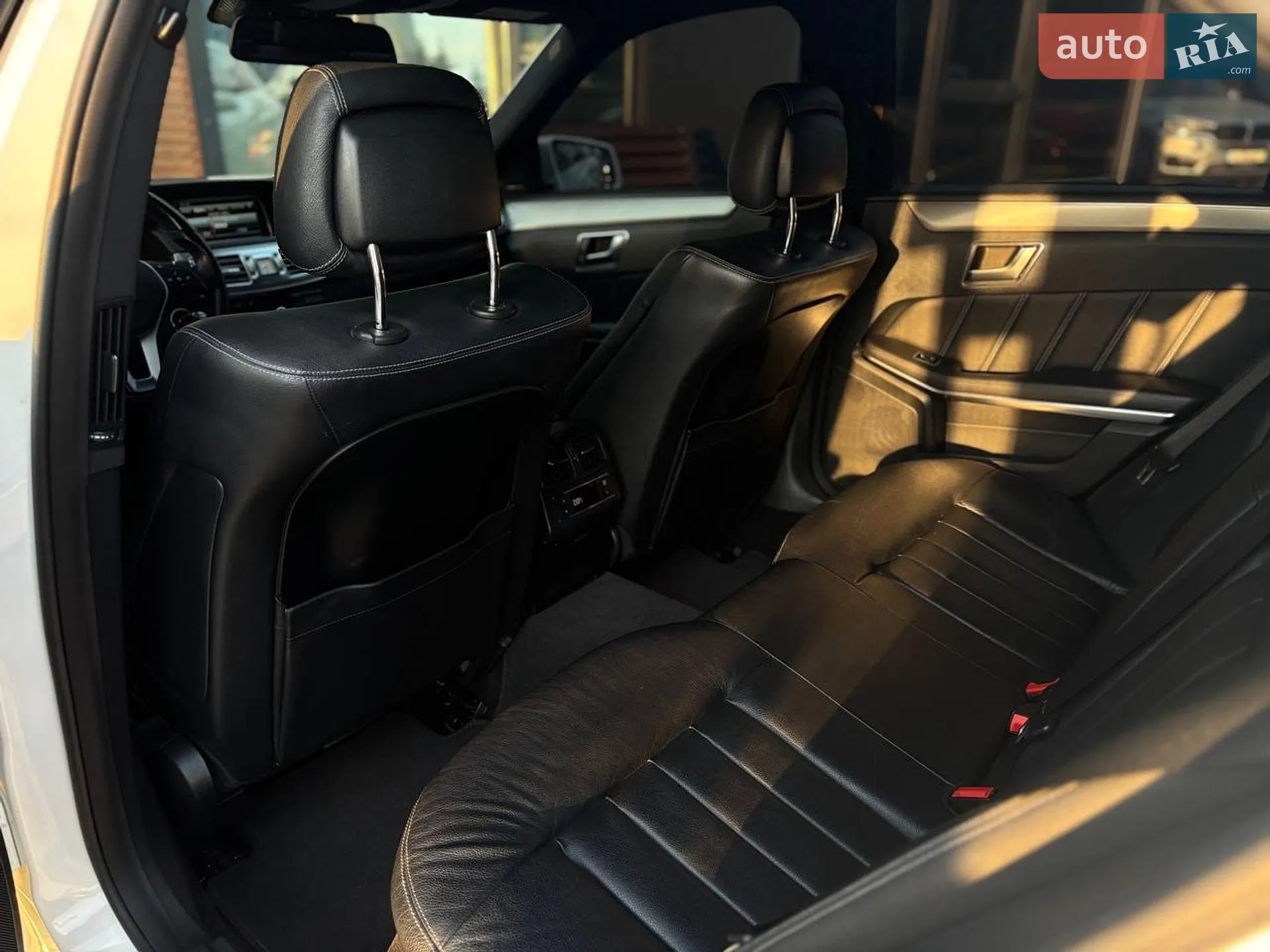 2013 Mercedes-Benz E-klasse - мініатюра 6