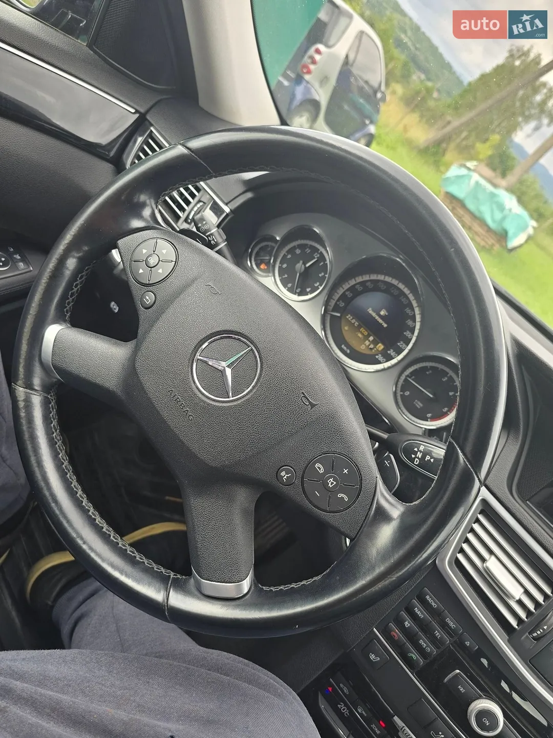 2011 Mercedes-Benz E-klasse - мініатюра 17
