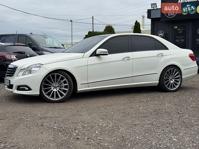 2010 Mercedes-Benz E-Class, VIN WDD2120871A232152:plate — фото 1 (autoria)