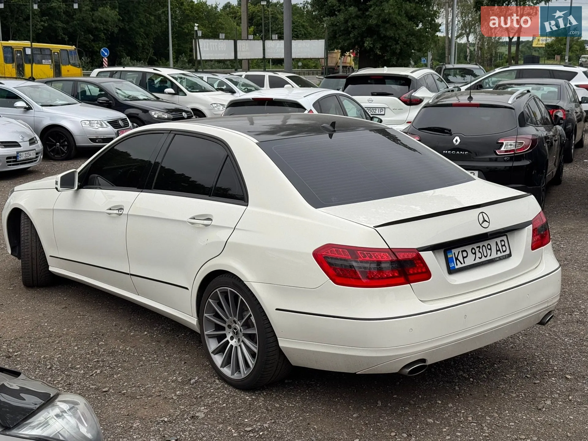 2010 Mercedes-Benz E-klasse - мініатюра 4