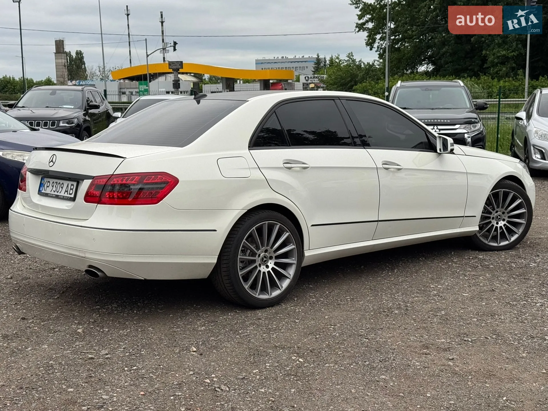 2010 Mercedes-Benz E-klasse - мініатюра 11