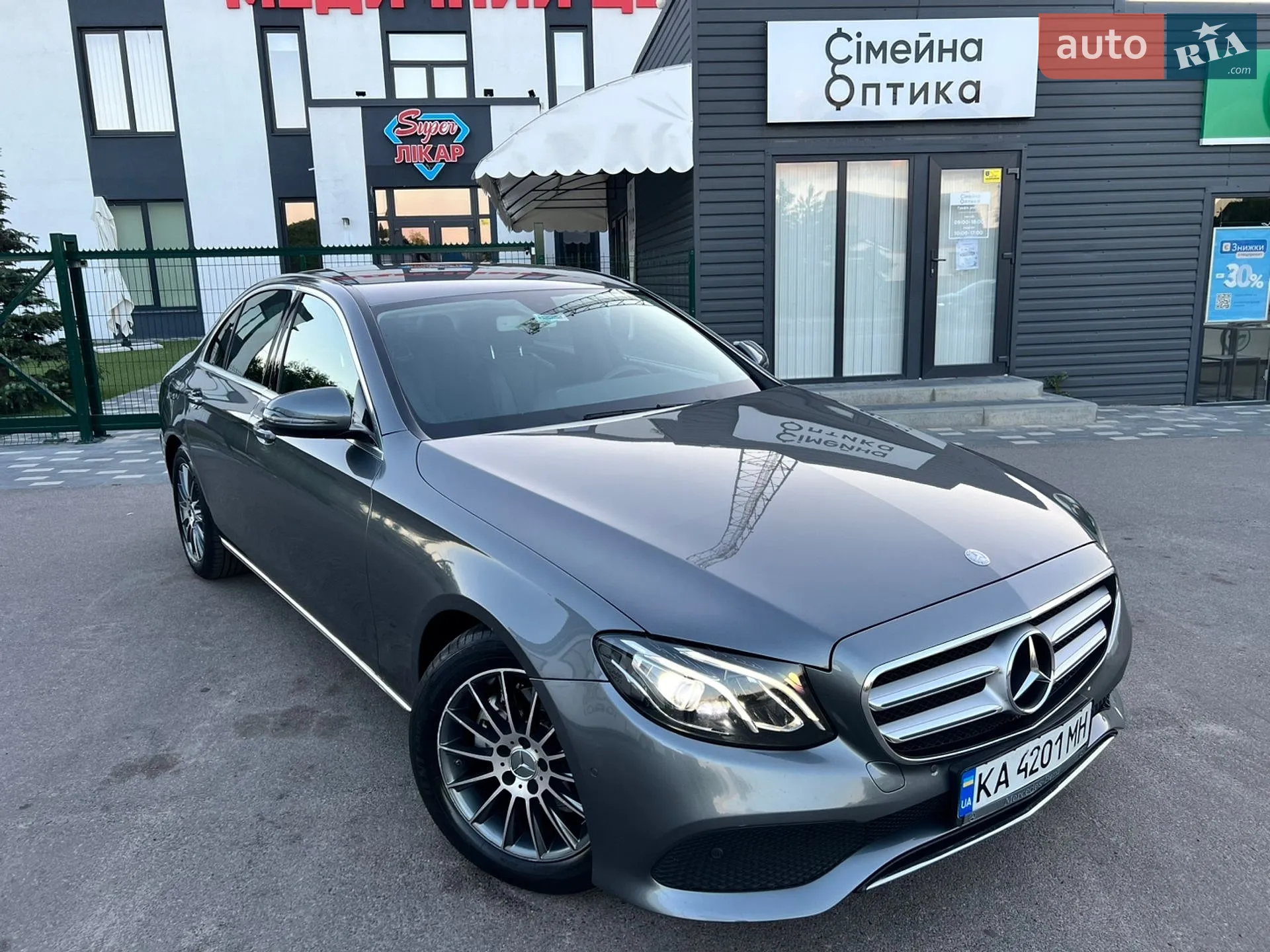 2016 Mercedes-Benz E-klasse - мініатюра 10