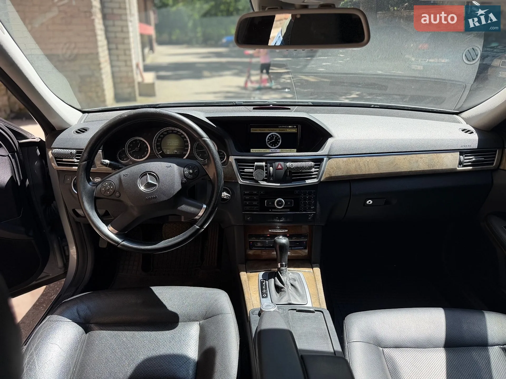2010 Mercedes-Benz E-klasse - мініатюра 4