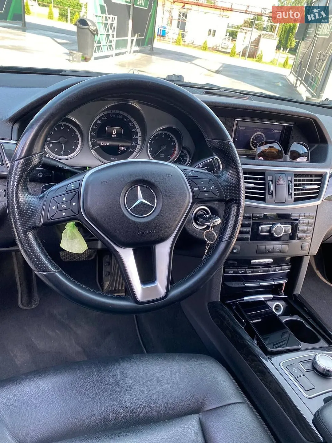 2012 Mercedes-Benz E-klasse - мініатюра 11