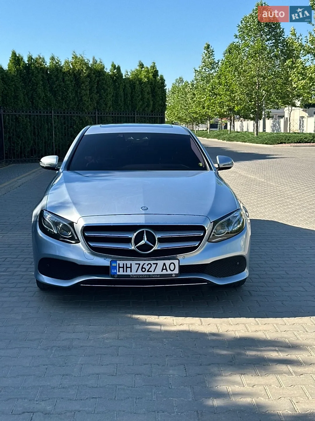 2016 Mercedes-Benz E-klasse - фото 1