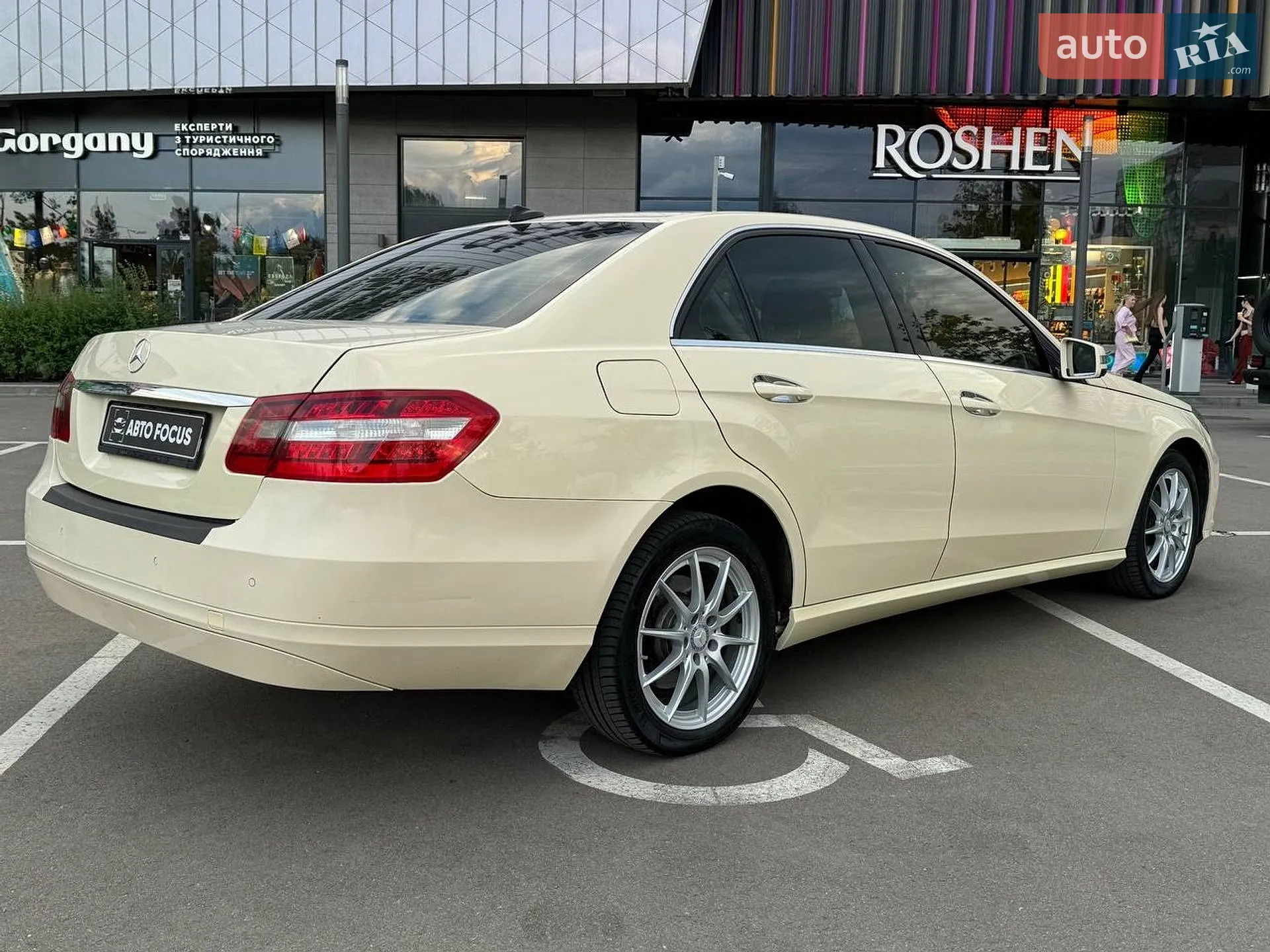 2012 Mercedes-Benz E-klasse - мініатюра 7