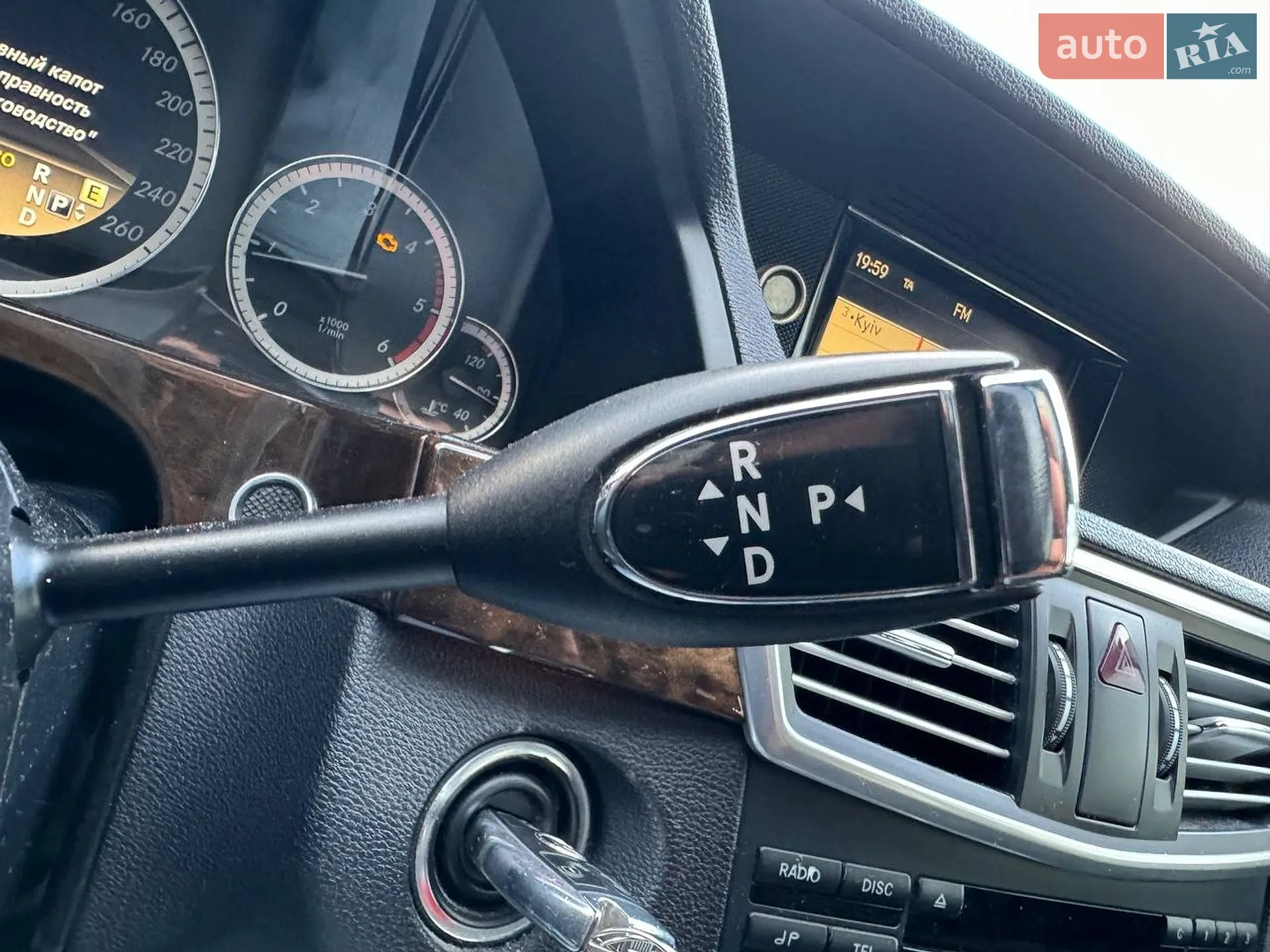 2012 Mercedes-Benz E-klasse - мініатюра 23