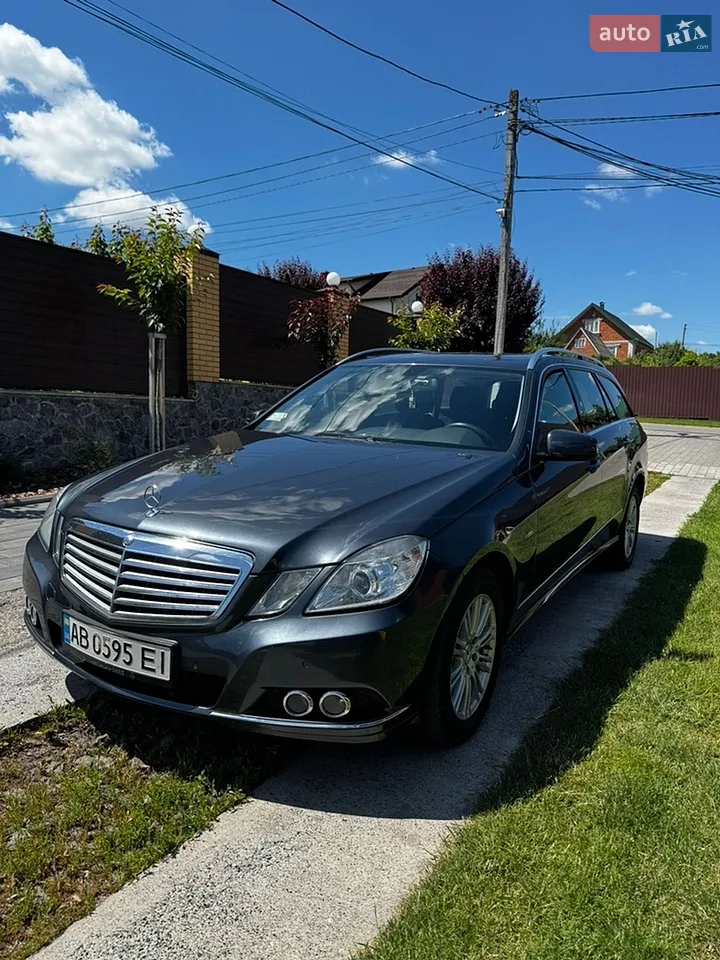 2010 Mercedes-Benz E-klasse - мініатюра 30