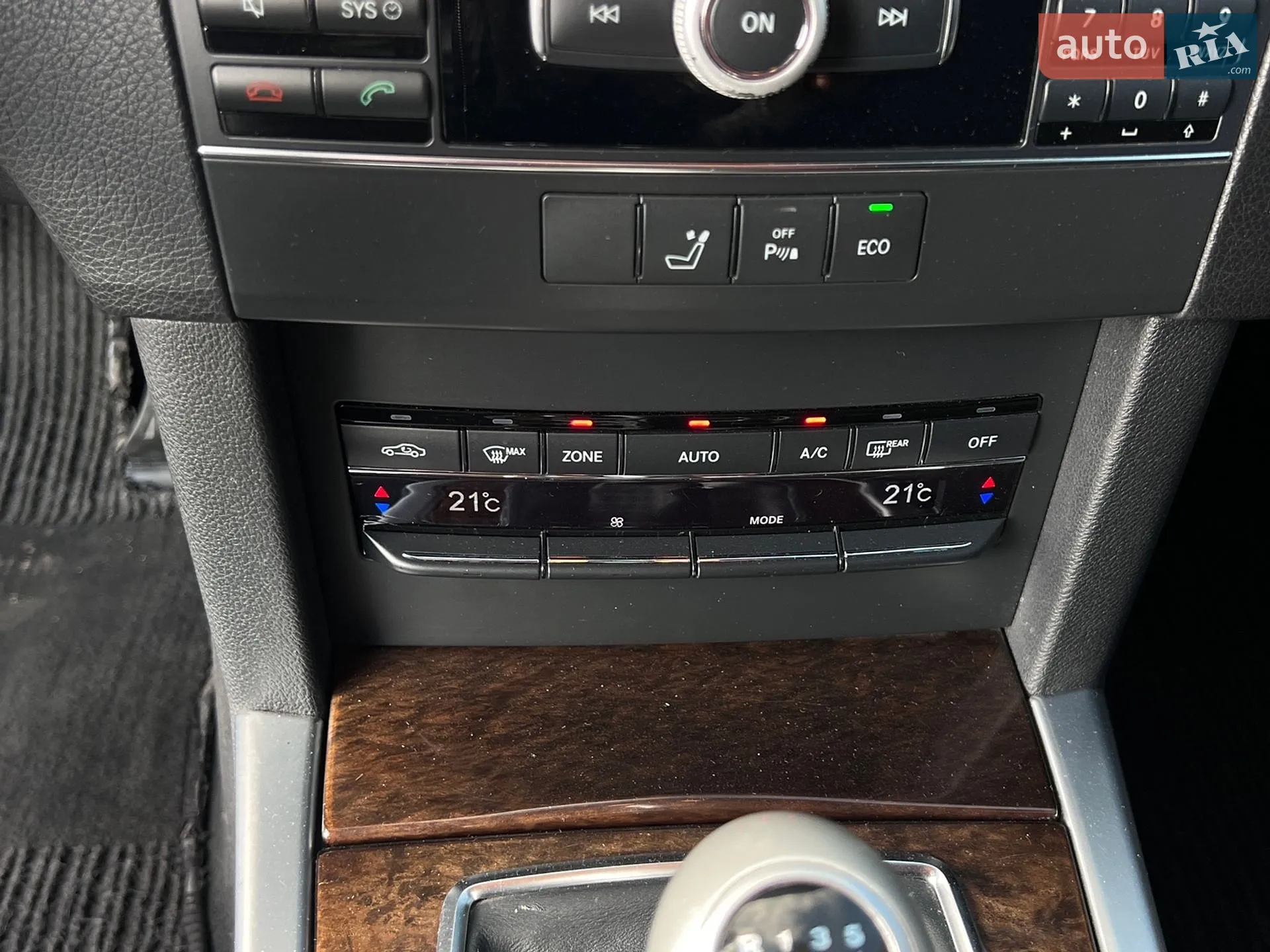 2011 Mercedes-Benz E-klasse - мініатюра 25